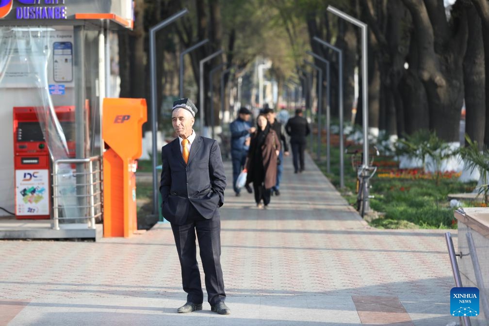 A resident stands on a street of Khujand, Tajikistan, on March 31, 2025. Khujand, the second largest city in Tajikistan, is the administrative center of Sughd Province. (Photo: Xinhua)