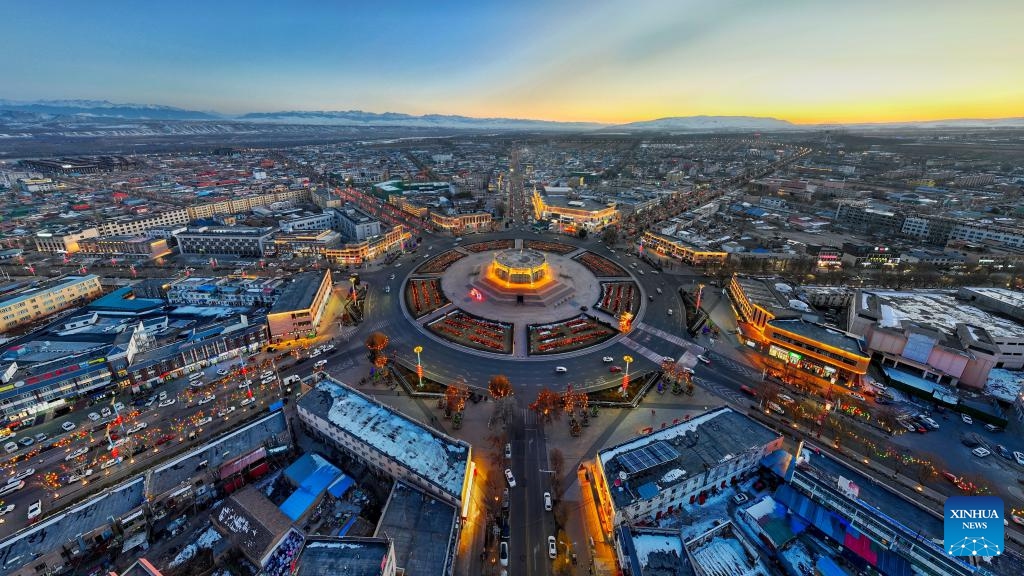 An aerial photo taken on Feb. 22, 2025 shows the central Tai Chi Plaza of Tekes County in Ili Kazak Autonomous Prefecture, northwest China's Xinjiang Uygur Autonomous Region. Established in the 1930s, Tekes is located deep in the Ili River Valley on the northern slopes of the Tianshan Mountains. The county is renowned for its Bagua (or Eight Trigrams) layout: from the central Tai Chi Plaza, eight main streets extend outward in a progressive and radial pattern, while the roads are interconnected. (Photo: Xinhua)