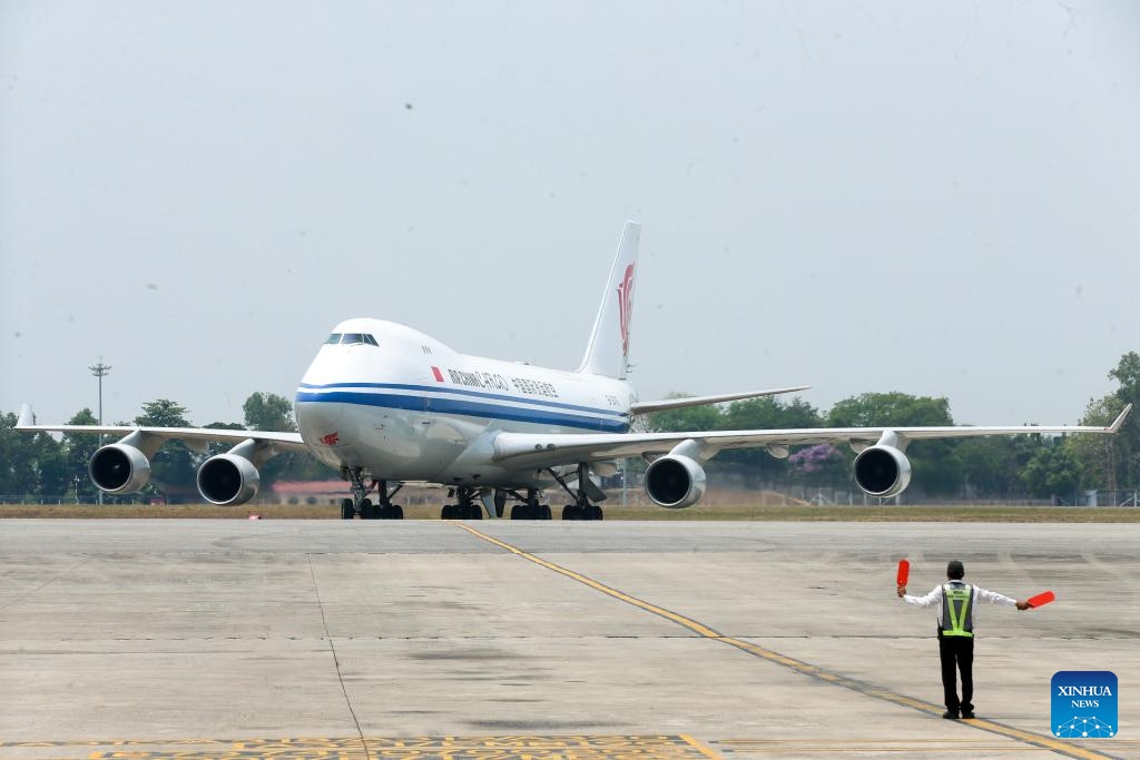 The fifth batch of emergency humanitarian aid supplies dispatched by the Chinese government arrives at Yangon International Airport in Myanmar on April 9, 2025. The aid supplies include 266 tents, 20,000 mosquito nets, 9,000 tarpaulins, and 2,000 boxes of instant noodles, with a total weight of over 91 tons. (Photo: Xinhua)