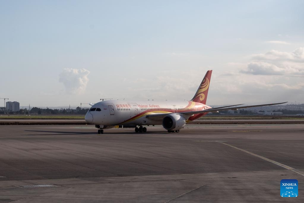 A Hainan Airlines aircraft, the first resumed direct flight between Beijing and Tel Aviv, arrives at Ben-Gurion International Airport near Tel Aviv, Israel, on April 10, 2025. Direct flights between Beijing and Tel Aviv resumed on Thursday, as a Hainan Airlines aircraft successfully landed at Ben-Gurion International Airport early in the morning, marking the end of an 18-month hiatus. (Photo: Xinhua)