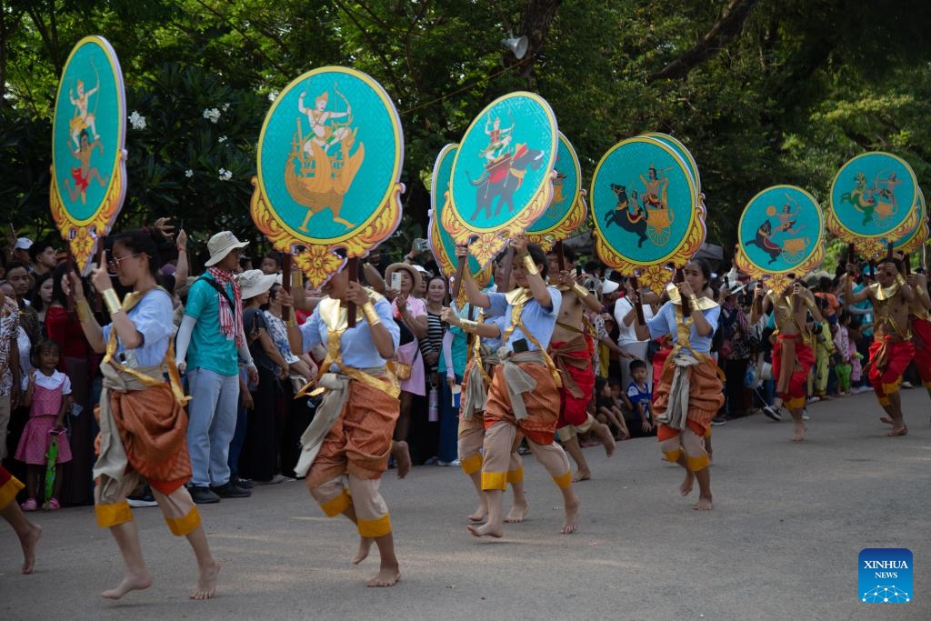 A cultural parade is held in front the Angkor Wat in Siem Reap province, Cambodia, April 15, 2025. Cambodia celebrated its three-day Lunar New Year from April 14 to 16 this year. (Photo: Xinhua)