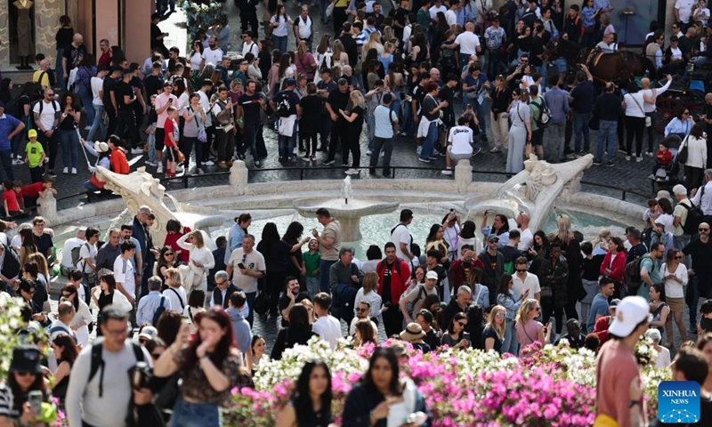 People visit Piazza di Spagna in Rome, Italy, during the Easter holiday on April 21, 2025. (Photo: Xinhua)