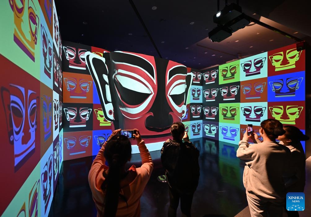 People visit an immersive art exhibition of Sanxingdui at National Maritime Museum of China in north China's Tianjin, April 22, 2025. (Photo: Xinhua)