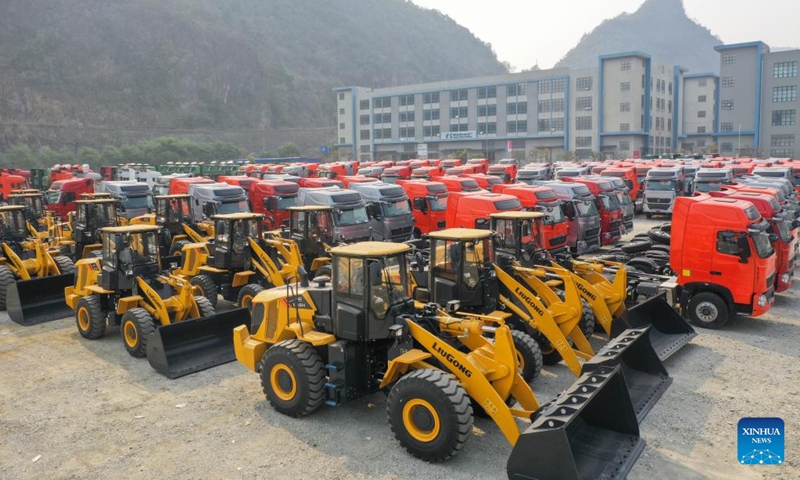 An aerial drone photo taken on March 21, 2025 shows loaders for export to Vietnam in Guangxi Pingxiang Integrated Free Trade Zone in Pingxiang, south China's Guangxi Zhuang Autonomous Region. (Photo: Xinhua)