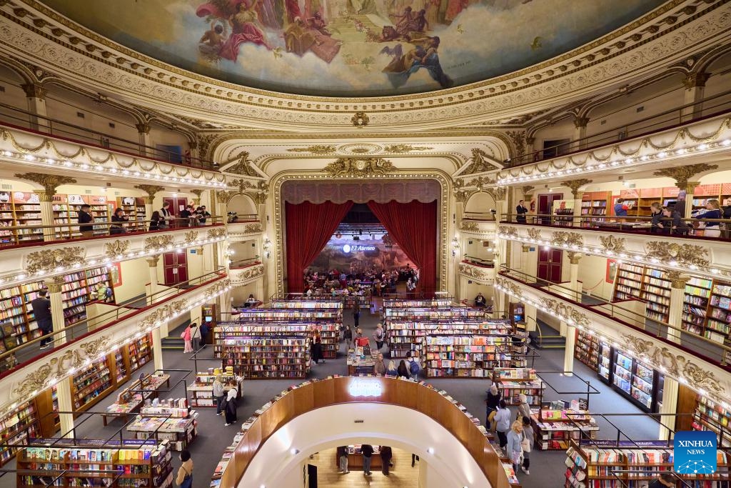 This photo taken on April 21, 2025 shows an interior view of Librería El Ateneo in Buenos Aires, Argentina. El Ateneo Grand Splendid (Librería El Ateneo) is a world-famous bookstore located in Buenos Aires. It used to be a theater opened in 1919 as a landmark building of Buenos Aires. The building was renovated and converted into a bookstore in 2000. Every year, it attracts over a million visitor trips. (Photo: Xinhua)