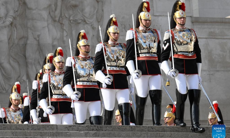 Italian guard of honour march on steps of the Vittoriano Monument during a ceremony to mark 80th anniversary of Liberation Day in Rome, Italy, on April 25, 2025. Italy marked the 80th anniversary of its liberation from fascism on Friday with a range of activities across the country. (Photo: Xinhua)