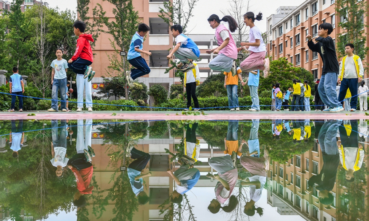 Students jump rope at a primary school in Yongzhou, Central China's Hunan Province, on May 6, 2025. Photo: VCG