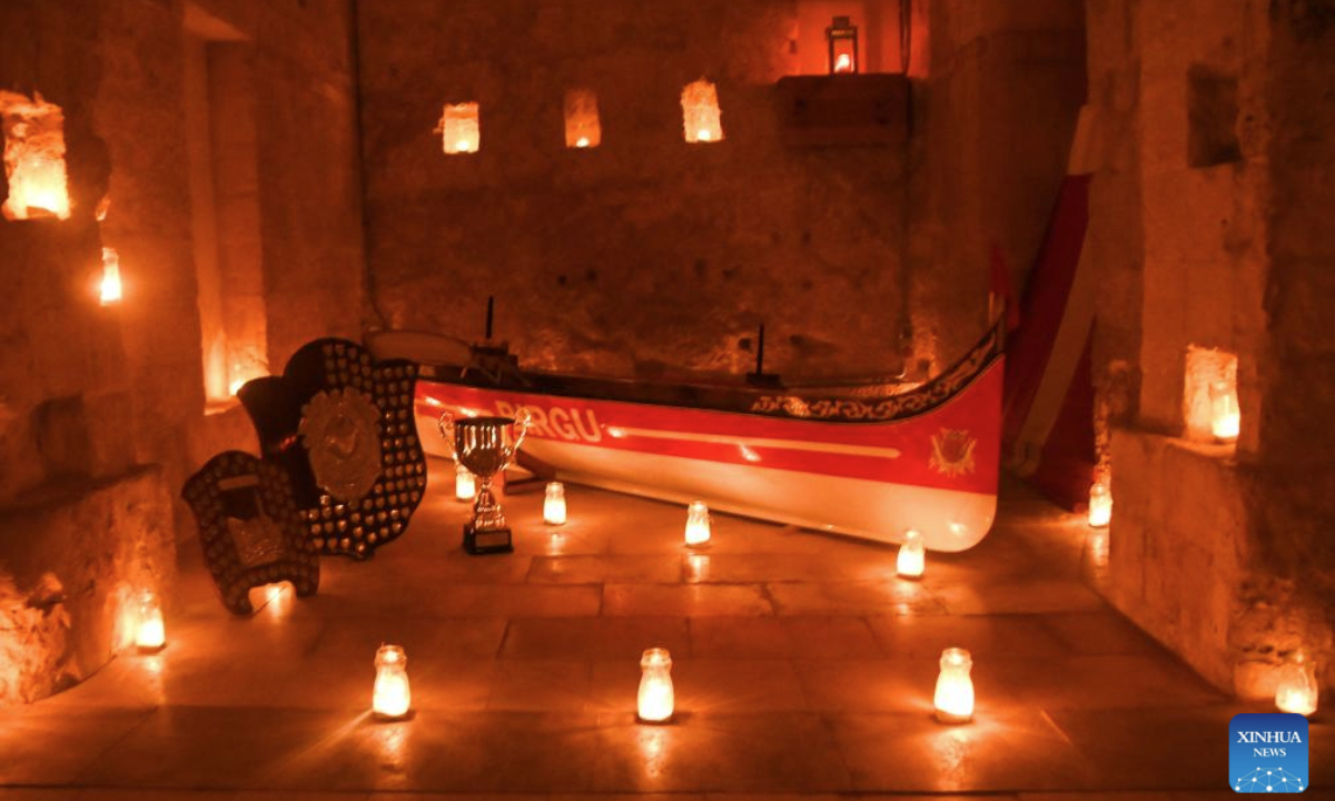 This photo taken on May 10, 2025 shows exhibits of a museum illuminated with light of candles in Birgu, Malta, on May 10, 2025. Heritage Malta, in collaboration with the Birgu Local Council, on Saturday hosted the Museums by Candlelight event. (Photo by Jonathan Borg/Xinhua)