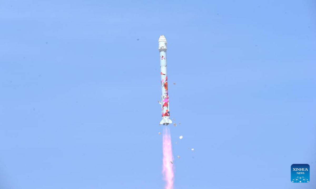 A commercial rocket coded ZQ-2E Y2 blasts off from the Dongfeng commercial space innovation pilot zone near the Jiuquan Satellite Launch Center in northwest China, May 17, 2025. The rocket lifted off on Saturday in northwest China, successfully sending six satellites into space. (Photo by Wang Jiangbo/Xinhua)