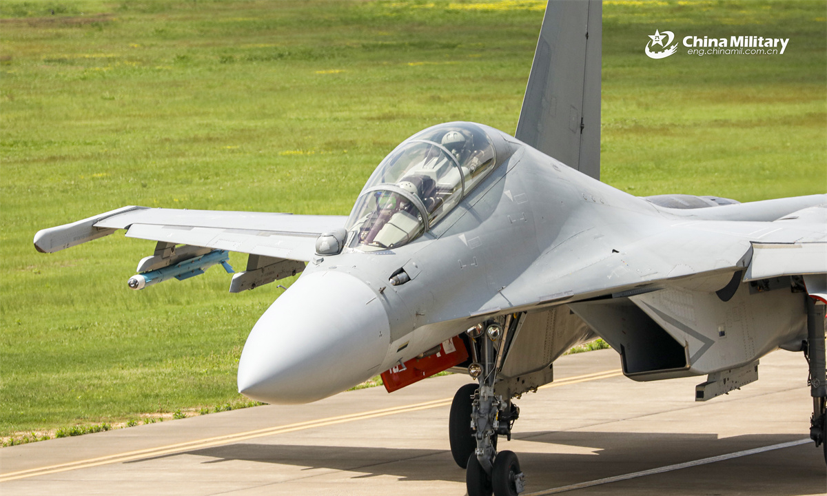 A J-16 multi-role fighter jet attached to an aviation brigade with the air force under the Chinese PLA Eastern Theater Command taxis on the runway during a flight training exercise on April 25, 2025. (eng.chinamil.com.cn/Photo by Zheng Hanyi)