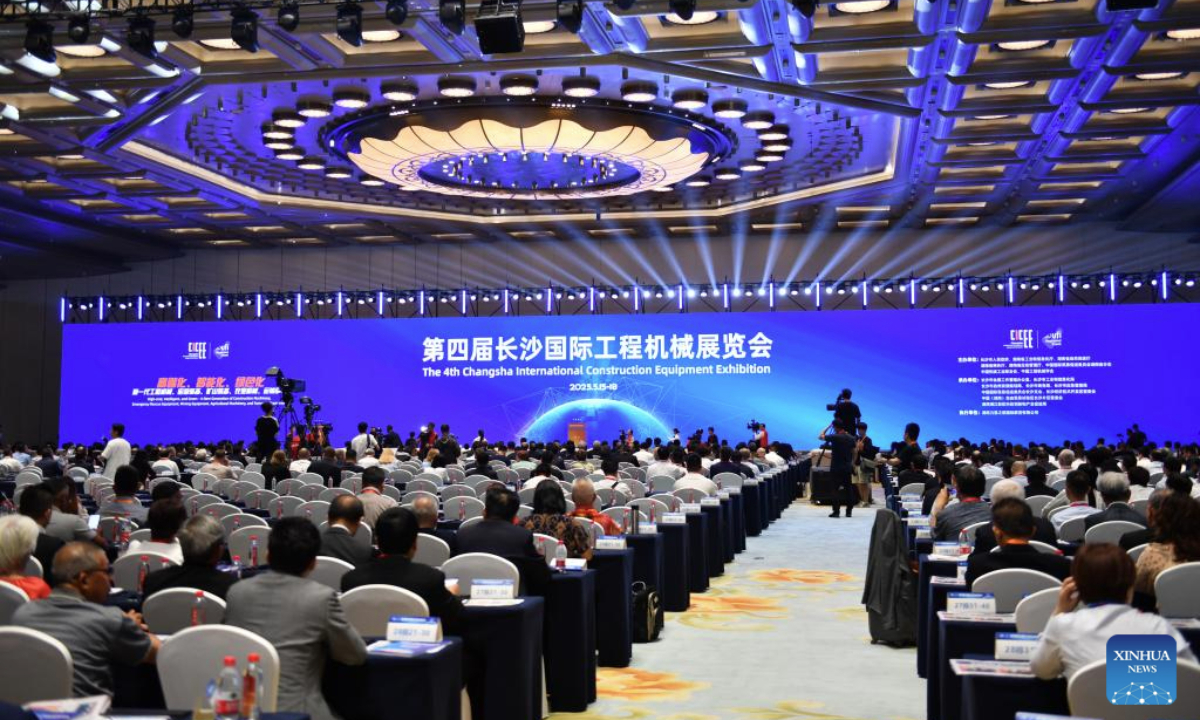 This photo taken on May 15, 2025 shows the opening ceremony of the 4th Changsha International Construction Equipment Exhibition in Changsha, central China's Hunan Province. The event is held here from May 15 to 18, featuring new-generation machinery equipment for construction, emergency service, mining, agriculture and transportation, with an exhibition area of 300,000 square meters. (Xinhua/Chen Zhenhai)