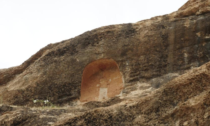 This photo taken on May 12, 2025 shows an Assyrian relief in the Khinis Valley, northern Iraq. (Xinhua/Duan Minfu)
