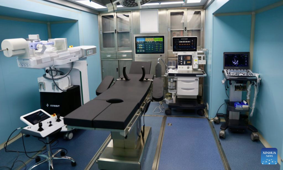 This photo taken on May 18, 2025 shows the interior view of a mobile operation vehicle with echocardiography and anesthesia machines of Beijing-based Fuwai Hospital, Chinese Academy of Medical Sciences, in Beijing, capital of China.(Xinhua/Fang Sixian)