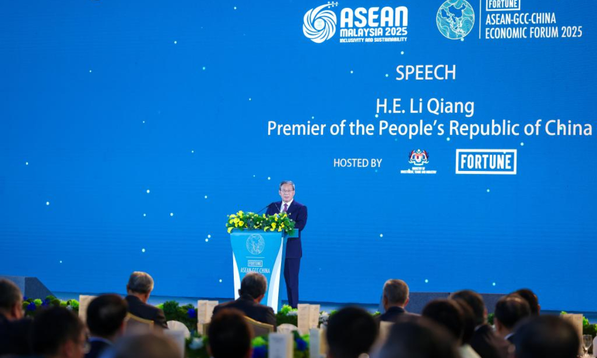 Chinese Premier Li Qiang addresses the opening ceremony of the ASEAN (the Association of Southeast Asian Nations)-China-GCC (the Gulf Cooperation Council) Economic Forum 2025 in Kuala Lumpur, Malaysia, May 27, 2025. Malaysian Prime Minister Anwar Ibrahim and Vietnamese Prime Minister Pham Minh Chinh also attended the event. (Xinhua/Liu Bin)
