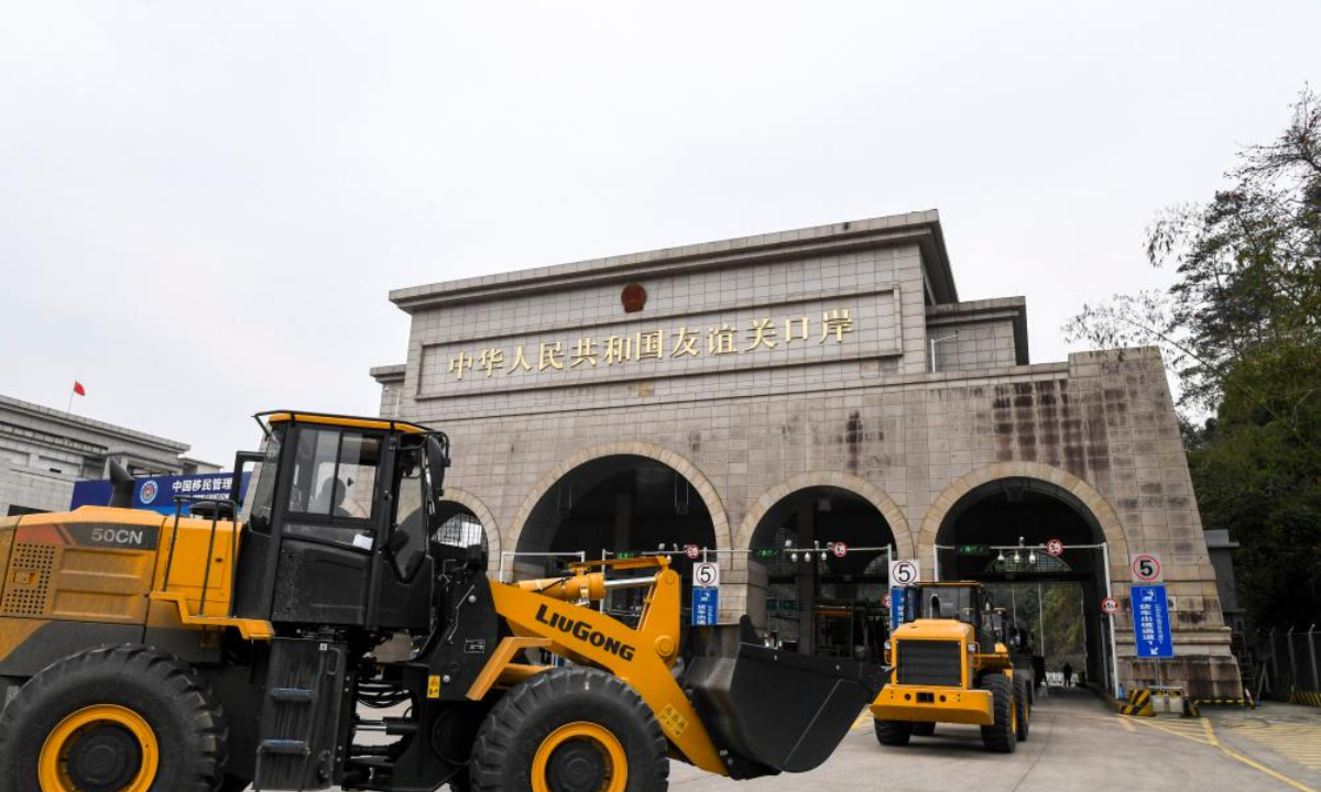 Loaders for export to Vietnam go through the port of the Friendship Pass in Pingxiang, south China's Guangxi Zhuang Autonomous Region, March 17, 2025.  (Xinhua/Cao Yiming)