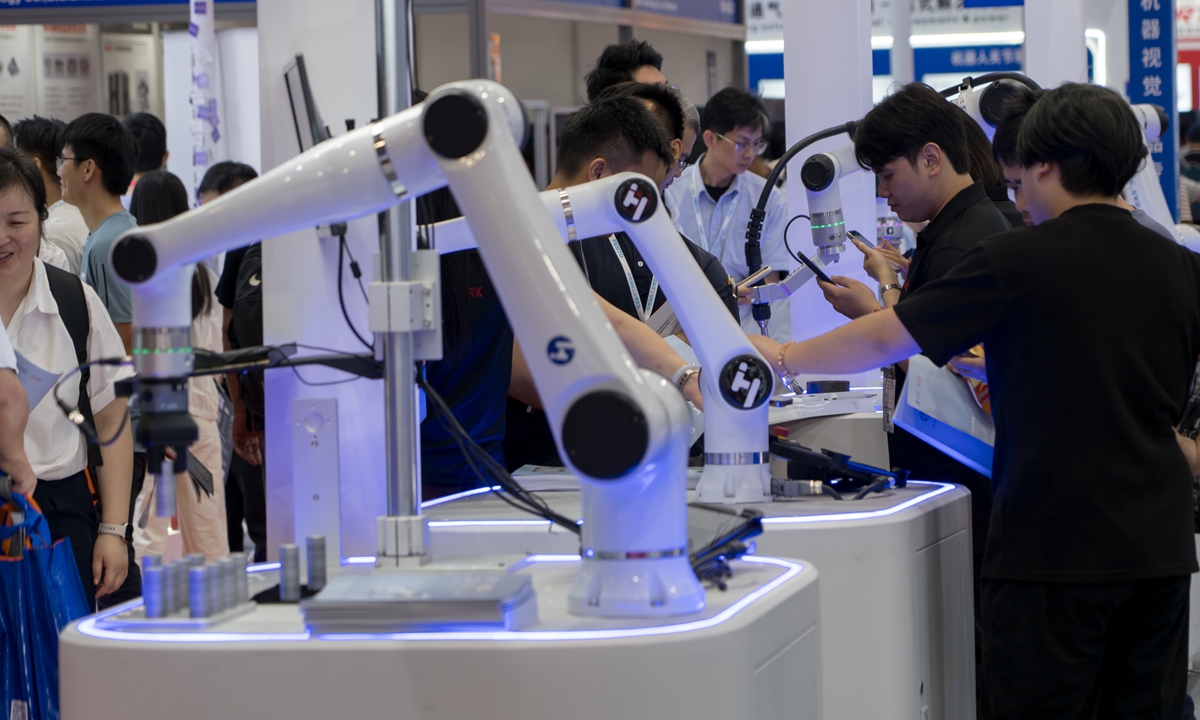 Industrial innovation
	
Visitors attend the South China International Industry Fair in Shenzhen, South China's Guangdong Province on June 5, 2025. The fair, with exhibition areas for industrial automation, machine vision, laser technology and others, brings together more than 1,200 top companies from around the world, with more than 100,000 professional visitors expected. Photo: VCG