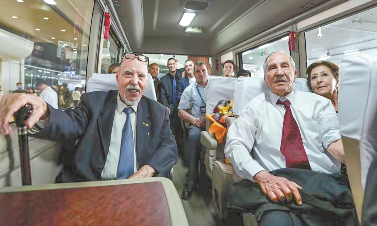 Algerian air force veterans arrive in China for a visit after an interval of over 60 years on May 26, 2025. Photo: Courtesy of Si Na