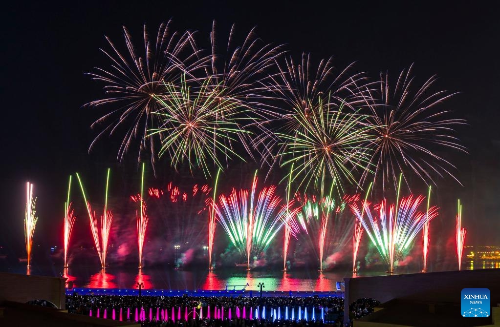 Fireworks light up the sky during the Eid al-Adha celebrations in Doha, Qatar, June 6, 2025. (Photo: Xinhua)