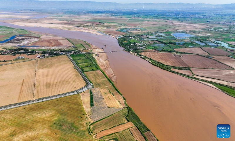 An aerial drone photo taken on June 7, 2025 shows the scenery of Yellow River in Dalad Banner of north China's Inner Mongolia Autonomous Region. (Photo: Xinhua)