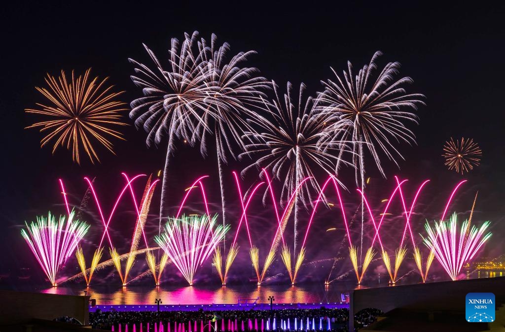 Fireworks light up the sky during the Eid al-Adha celebrations in Doha, Qatar, June 6, 2025. (Photo: Xinhua)