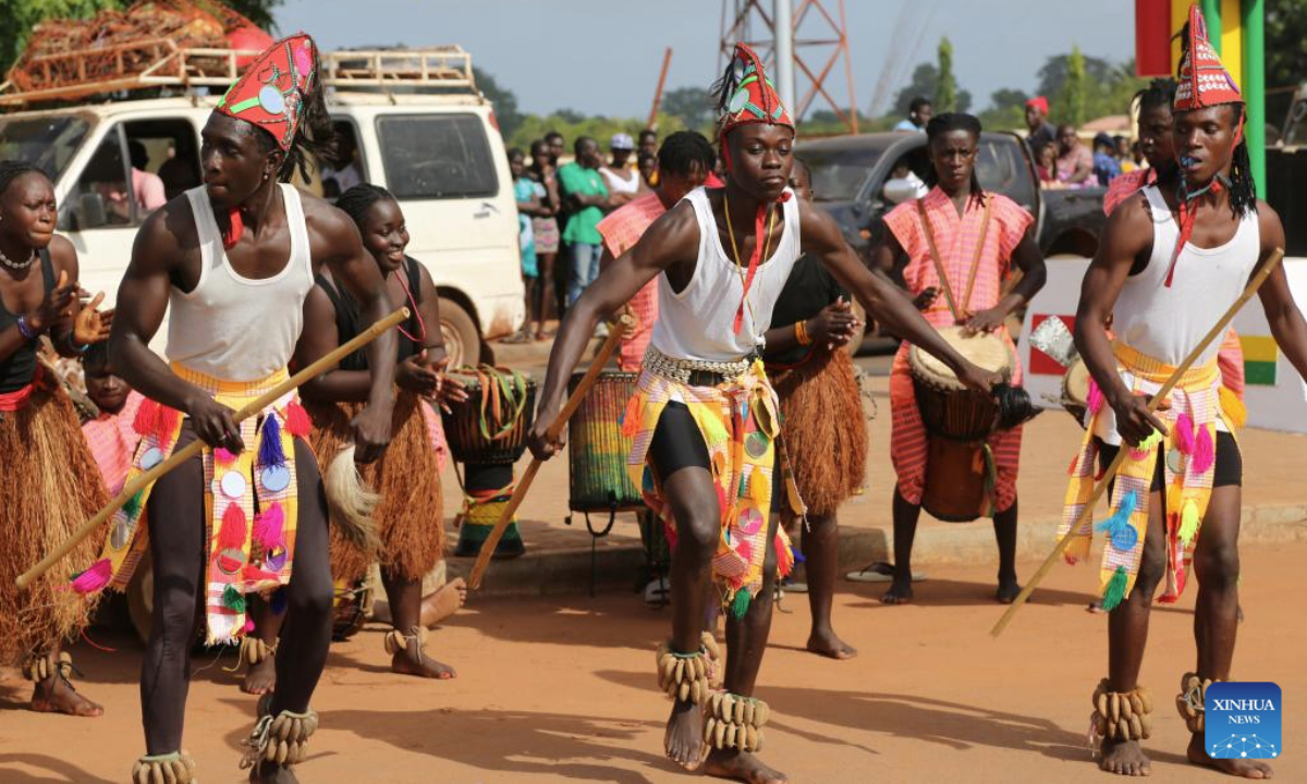 Locals dance at the inauguration ceremony of a highway constructed by a Chinese company in Bissau, Guinea-Bissau, on June 16, 2025. Bissau-Guinean President Umaro Sissoco Embalo on Monday presided over the inauguration ceremony of a highway linking the capital Bissau to its suburb of Safim, covering a distance of 8.2 kilometers.

The highway was constructed by a Chinese company Longjian Road & Bridge Co., Ltd. and fully financed by the Chinese government at a cost of 30 million U.S. dollars. (Xinhua/Zhang Jian)

