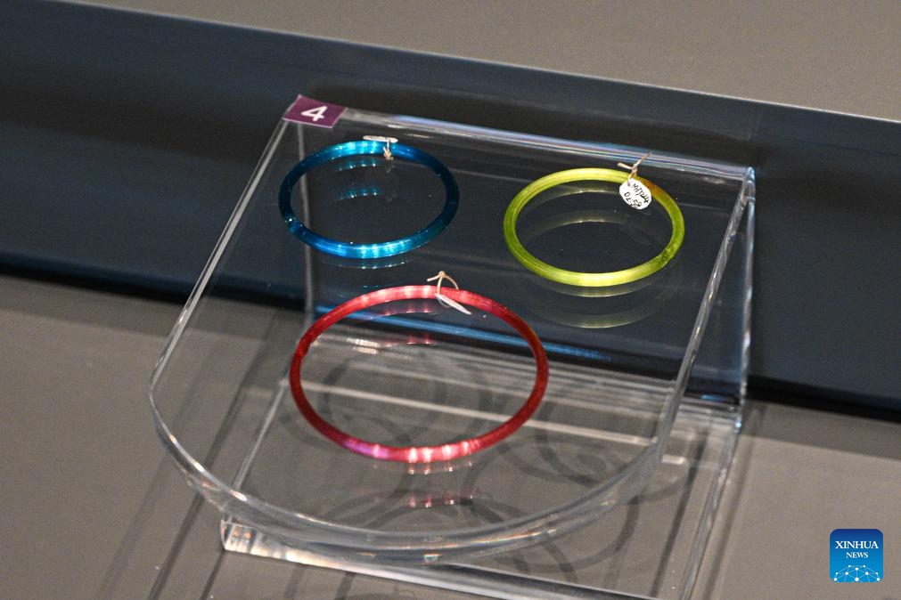 This photo taken on June 12, 2025 shows the glazed bracelets displayed at the China (Hainan) Museum of the South China Sea in Qionghai, south China's Hainan Province. A great number of exhibits relevant to the Maritime Silk Road are showcased at the China (Hainan) Museum of the South China Sea, providing valuable insights into the prosperity of the Maritime Silk Road in ancient China and the exchanges between Chinese and foreign civilizations. (Photo: Xinhua)