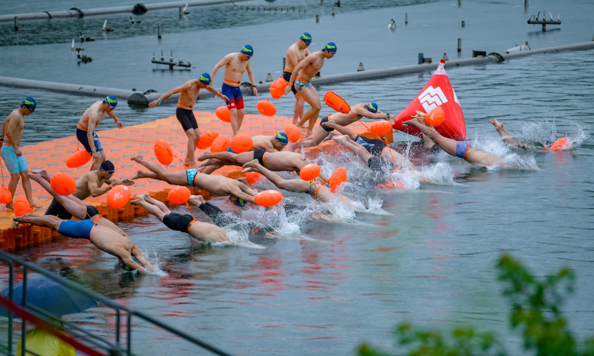Swimmers compete in the Qiandao Lake Open Water Swimming Competition held in Chun'an county, East China's Zhejiang Province on June 15, 2025. A total of 2,000 swimming enthusiasts from across the country participated in the competition. Photo: VCG