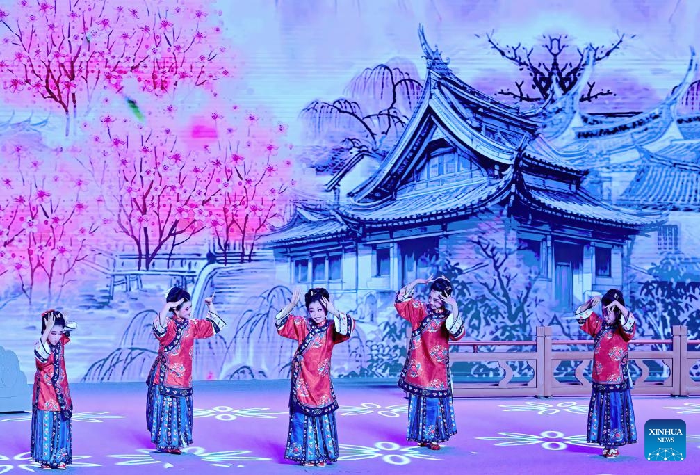 Children perform during the 17th Straits Forum in Xiamen, southeast China's Fujian Province, June 15, 2025. The 17th Straits Forum kicked off in Xiamen on Sunday. (Photo: Xinhua)