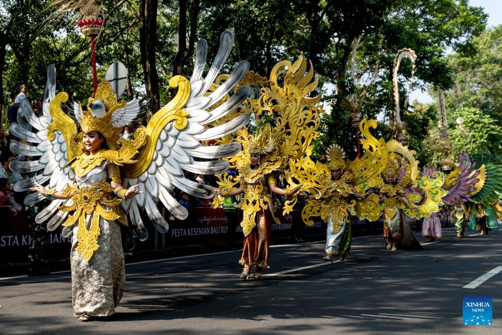 Performers participate in Peed Aya, an opening parade of the Bali Arts Festival 2025 in Denpasar, Bali, Indonesia, on June 21, 2025. The annual cultural event runs from June 21 to July 19 this year. (Photo: Xinhua)