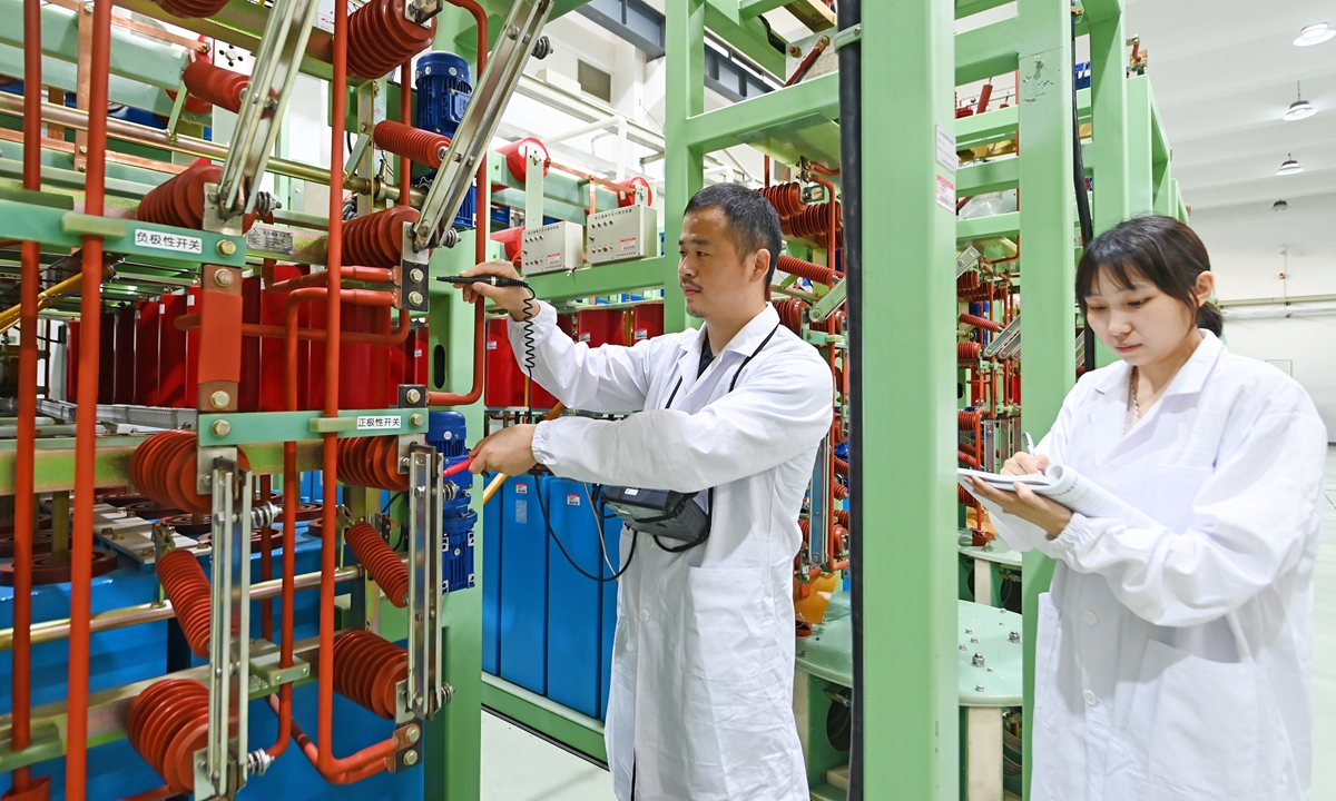 Researchers perform an engineering test in Wuhan National High Magnetic Field Center at Huazhong University of Science and Technology in Wuhan, Central China's Hubei Province on February 8, 2025. Photo: VCG