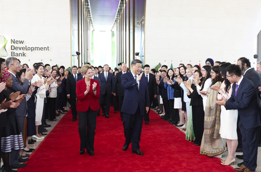 Chinese President Xi Jinping visits the New Development Bank and meets with Dilma Rousseff, president of the institution, in Shanghai, east China, April 29, 2025. (Xinhua/Huang Jingwen)