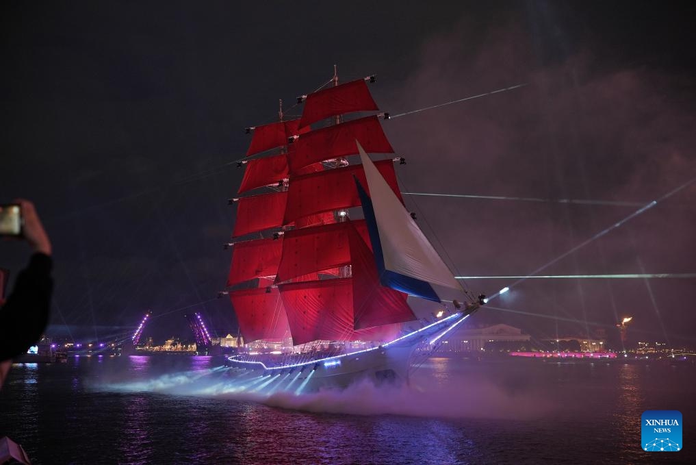 A ship with scarlet sails is seen on the Neva River in celebration of the Scarlet Sails festival in St. Petersburg, Russia, June 29, 2025. St. Petersburg celebrated the Scarlet Sails festival over the weekend while commemorating school graduation for students. (Photo: Xinhua)