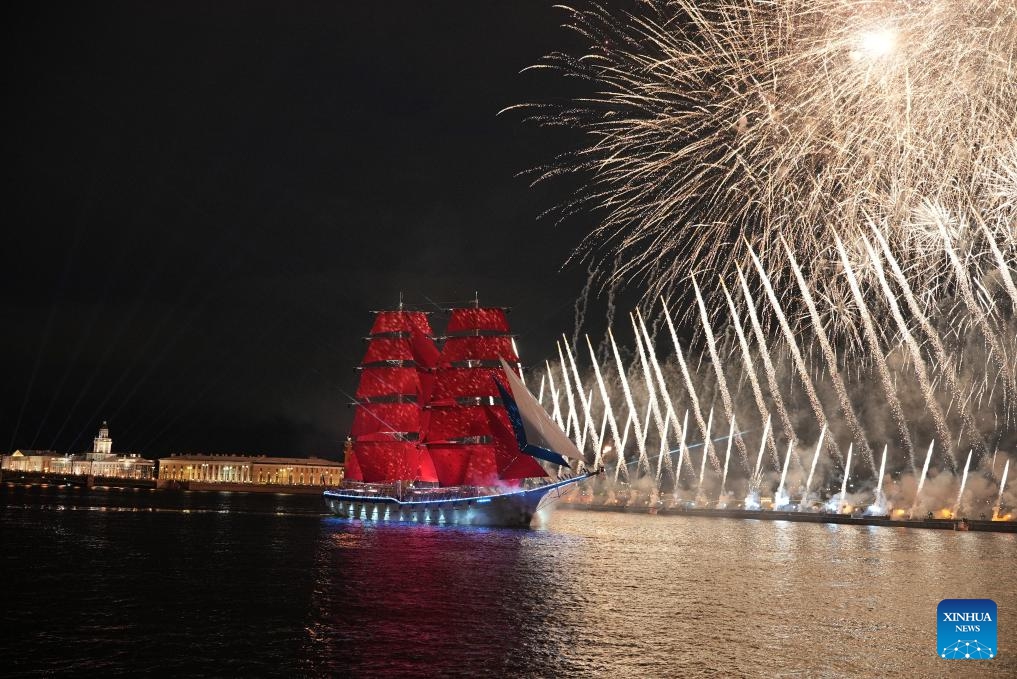 A ship with scarlet sails is seen on the Neva River in celebration of the Scarlet Sails festival in St. Petersburg, Russia, June 29, 2025. St. Petersburg celebrated the Scarlet Sails festival over the weekend while commemorating school graduation for students. (Photo: Xinhua)