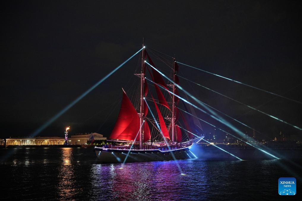 A ship with scarlet sails is seen on the Neva River in celebration of the Scarlet Sails festival in St. Petersburg, Russia, June 29, 2025. St. Petersburg celebrated the Scarlet Sails festival over the weekend while commemorating school graduation for students. (Photo: Xinhua)