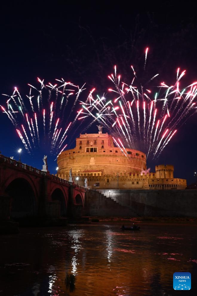 Fireworks are seen above Castel Sant'Angelo during a fireworks performance in Rome, Italy, June 29, 2025. (Photo: Xinhua)