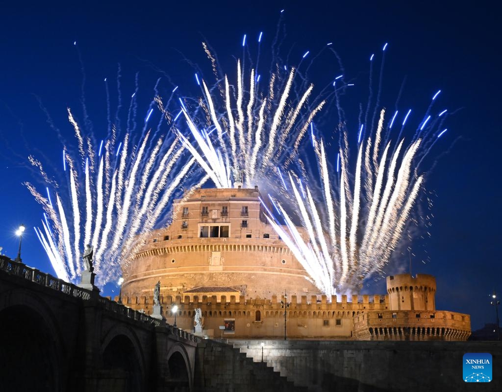 Fireworks are seen above Castel Sant'Angelo during a fireworks performance in Rome, Italy, June 29, 2025. (Photo: Xinhua)