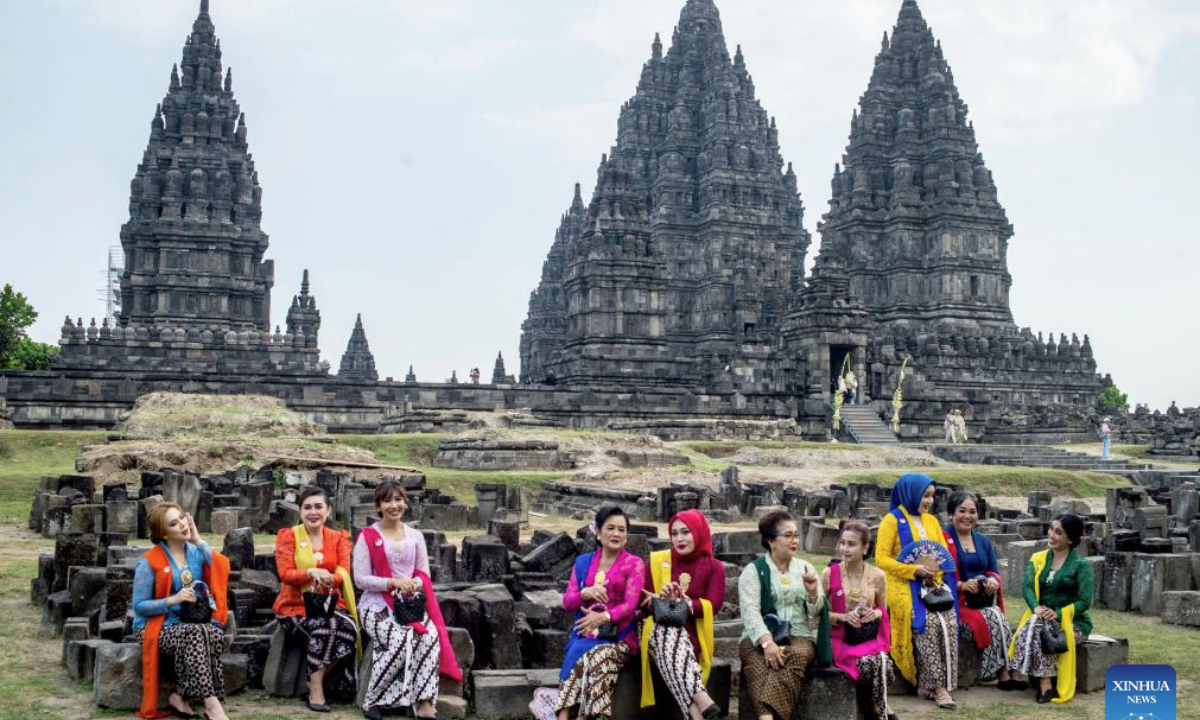 Women wearing traditional Kebaya are seen during a commemoration of National Kebaya Day held at Prambanan Temple complex in Yogyakarta, Central Java, Indonesia, July 24, 2025. (Photo by Agung Supriyanto/Xinhua)