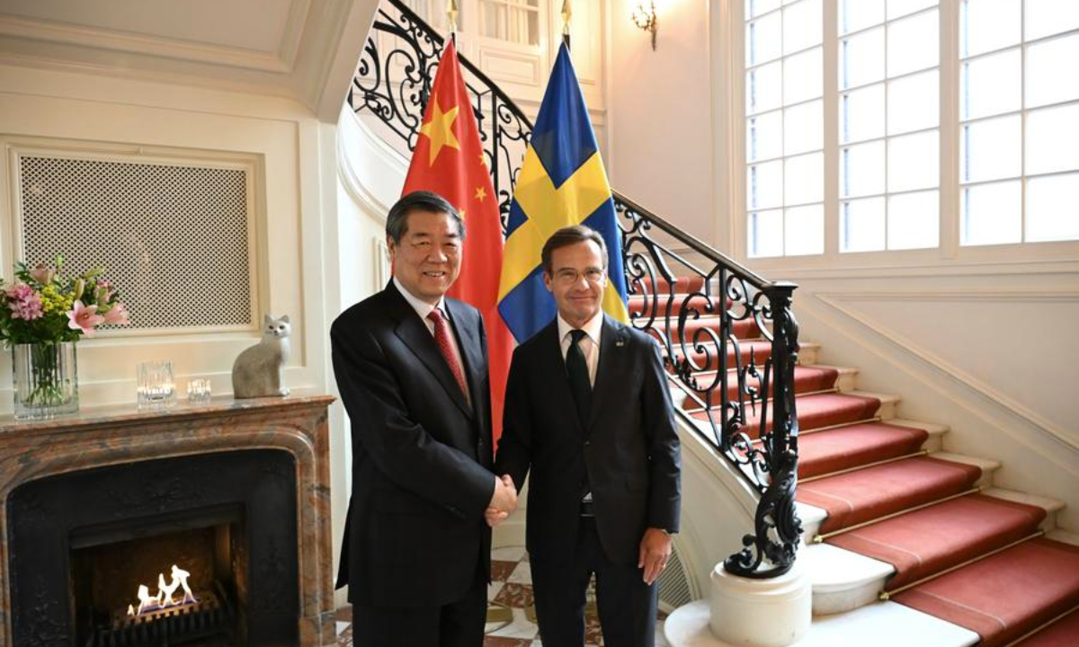 Swedish Prime Minister Ulf Kristersson meets with Chinese Vice Premier He Lifeng in Stockholm, Sweden, July 28, 2025. (Xinhua/Dai Tianfang)