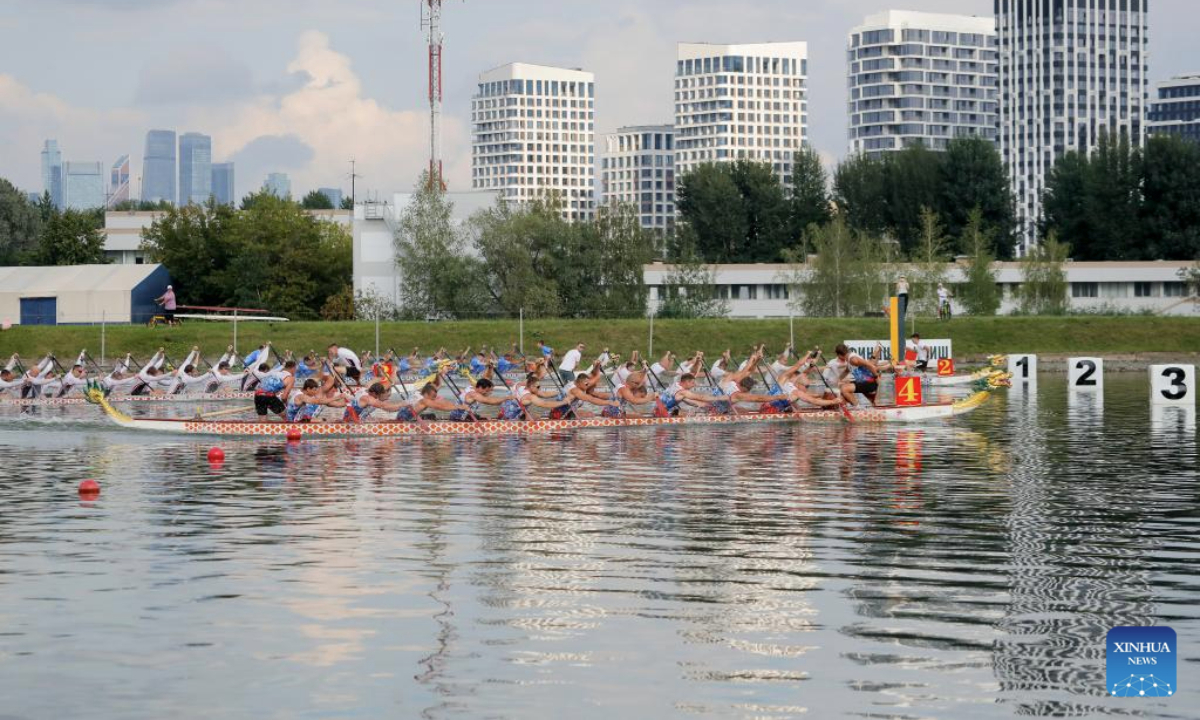 Teams compete during the dragon boat championship of Russia in Moscow, Russia, July 23, 2025. (Photo by Alexander Zemlianichenko Jr/Xinhua)