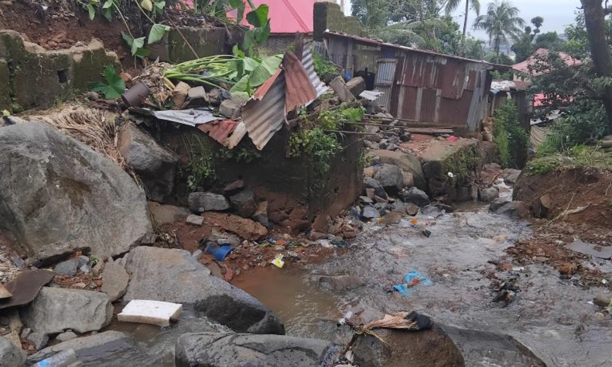 This photo taken on July 24, 2025 shows the disaster-stricken site in Freetown, Sierra Leone. Four people have been confirmed dead and hundreds left homeless following a devastating downpour late Wednesday in Sierra Leone, according to the National Disaster Management Agency (NDMA). (Photo by Morrie Koroma/Xinhua)