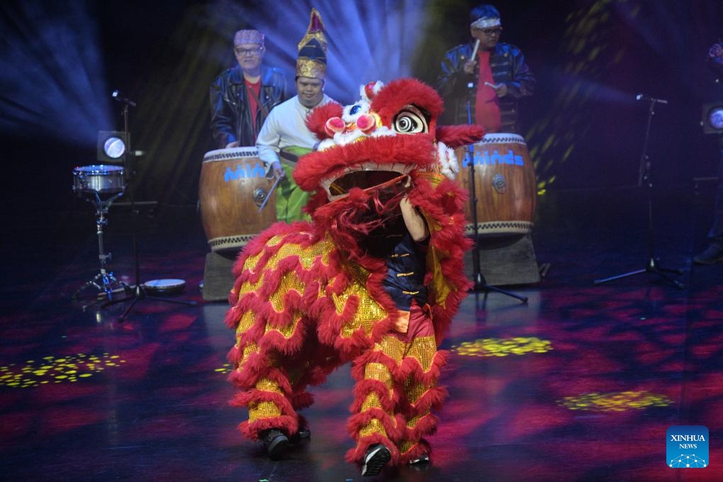 Performers from Movement for the Intellectually Disabled of Singapore (MINDS) perform during the opening ceremony of the World Aquatics Championships 2025 held in Singtel Waterfront Theatre in Singapore on July 10, 2025. (Photo: Xinhua)