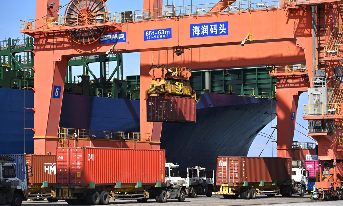 A scene of the Haitian Container Terminal of Xiamen Port on July 2, 2025 Photo: Tao Mingyang/GT