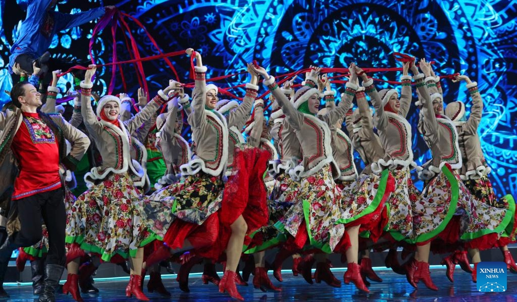 Artists perform during the 34th International Festival of Arts Slavianski Bazaar in Vitebsk, Belarus, July 10, 2025. The festival kicked off in Vitebsk of Belarus on Thursday, bring together prominent performers, artists and creative groups from all over the world. (Photo: Xinhua)