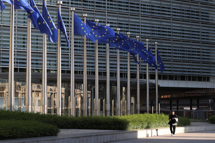Photo taken on May 23, 2025 shows European Union flags at the European Commission headquarters in Brussels, Belgium.  (Photo: Xinhua)