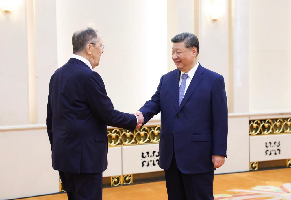Chinese President Xi Jinping meets with Russian Foreign Minister Sergey Lavrov at the Great Hall of the People in Beijing, capital of China, July 15, 2025. (Xinhua/Ding Lin)