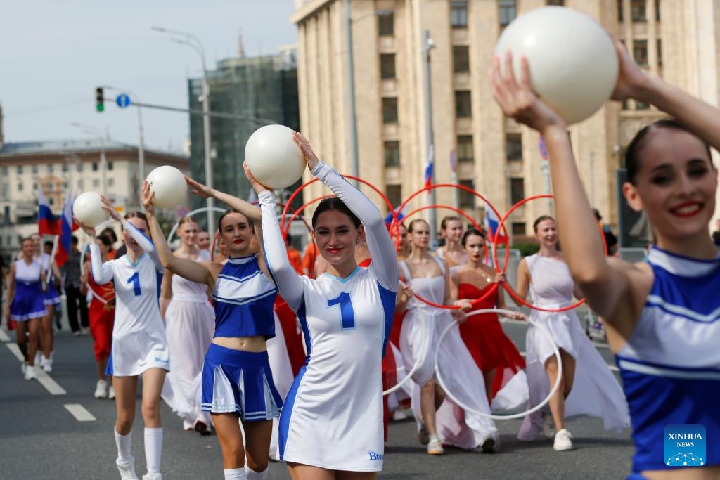 Performers perform during a sports festival celebrating the 45th anniversary of 1980 Olympic games in Moscow, Russia, July 19, 2025. (Photo: Xinhua)