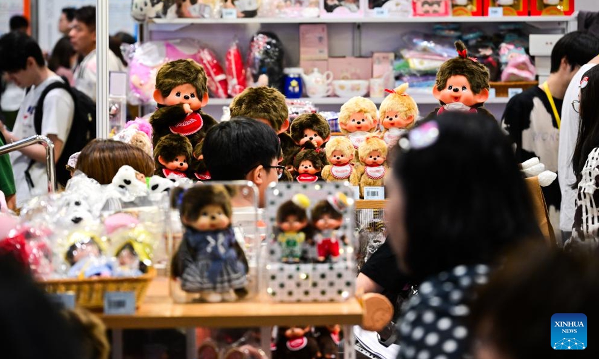 People visit the 26th edition of the Animation-Comic-Game Hong Kong in south China's Hong Kong, July 25, 2025. (Xinhua/Zhu Wei)