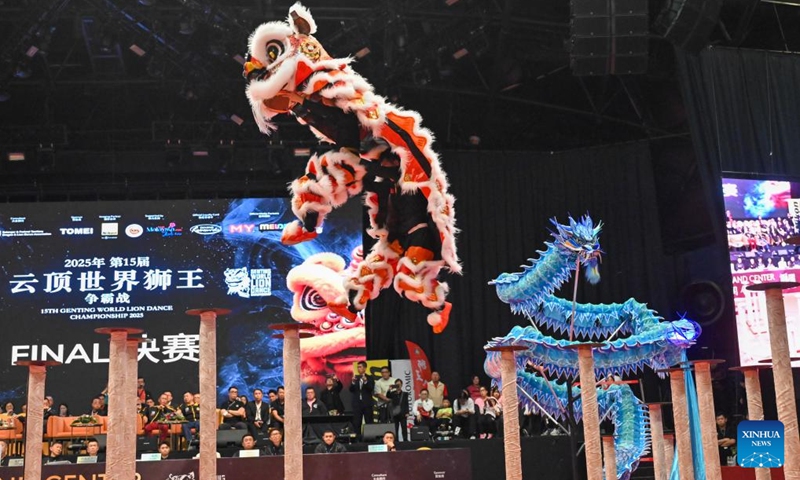 A team from China's Guangxi competes during the 15th Genting World Lion Dance Championship in Pahang state, Malaysia, July 27, 2025. The event was held in Genting on Sunday, with 40 international lion dance teams competing for the champion. (Photo: Xinhua)