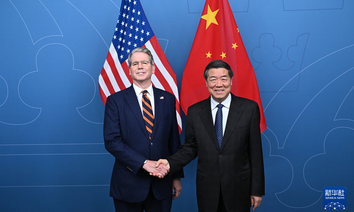 Chinese Vice Premier He Lifeng, also a member of the Political Bureau of the Communist Party of China Central Committee, shakes hands with U.S. Treasury Secretary Scott Bessent prior to a new round of China-U.S. economic and trade talks in Stockholm, Sweden, July 28, 2025. Photo: Xinhua