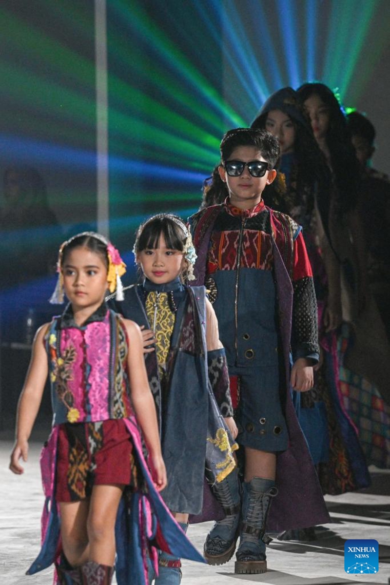 Models present creations during the Jakarta Food And Fashion Festival (JF3) 2025 in Tangerang, Banten Province, Indonesia, Aug. 1, 2025. Photo: Xinhua